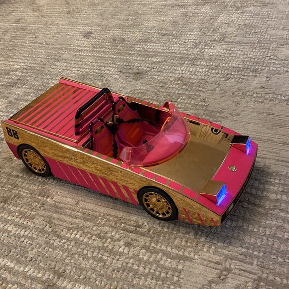 LOL Surprise Car Pool coup with headlights that work. - Picture 1 of 5